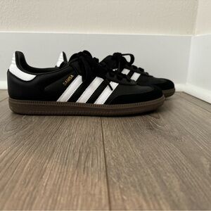 Adidas Samba